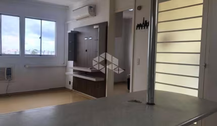 apartamento 2 quartos com uma vaga de garagem no bairro Sarandi em Porto Alegre