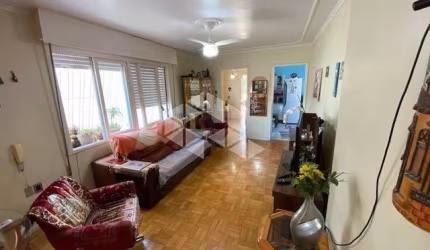 Apartamento 3 quartos com dependência e garagem no Cristo Redentor.