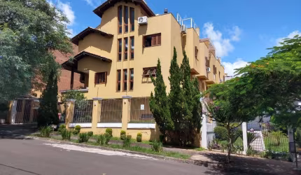 Casa em condominio  no bairro Jardim Planalto.