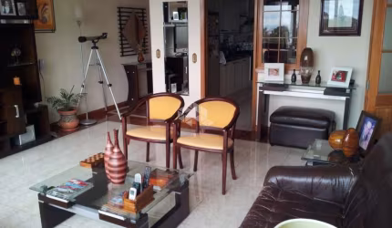 Apartamento com 3 dormitorios, 1 vaga, ao lado Colégio Farroupilha