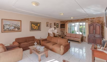Casa em Chácara Das Pedras
