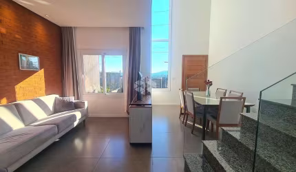 Casa Sobrado semi mobiliado, 2 dormitórios com suite, com sacada, em Campo bom, vaga para 2 carros,  100m²