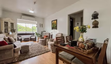 Apartamento de 2 dormitórios, sacada integrada, elevador, vaga coberta, Bairro Vila Rosa em Novo Hamburgo