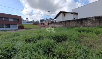 Terreno de esquina de 379 metros quadrados em ótima localização próximo a prefeitura de Novo Hamburgo. Aceita Financiamento.