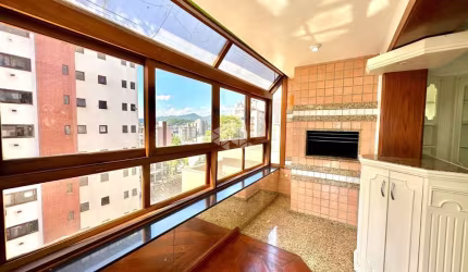 Apartamento 3 dormitórios, suíte, 4 banheiros, 2 vagas, bairro Centro, em Novo Hamburgo. Aceita financiamento e FGTS.