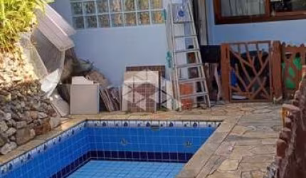 Mansão dos Sonhos à Venda na Vila Galvão!