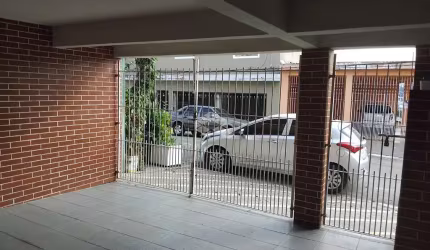 Oportunidade Imperdível: Casa Térrea à Venda no Jardim D'abril!