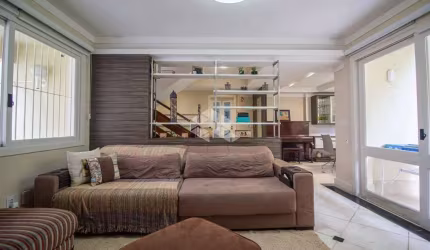 Casa em Condomínio com 259m², 4 quartos e 4 vagas no bairro Boa Vista