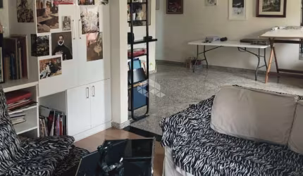 Apartamento  mobiliado em Perdizes com 98m², 3 dormitórios, sendo  1 suíte e 1 vaga.