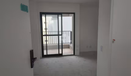 Studio de 25m² com  varanda a 9 minutos a pé do metrô Santa Cecilia a venda!