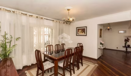 Casa Três dormitórios na Nonoai