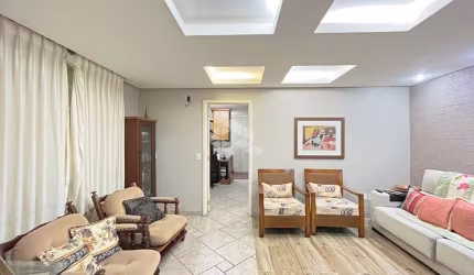 Casa  com 4 quartos 409 m² no bairro Camaquã em Porto Alegre