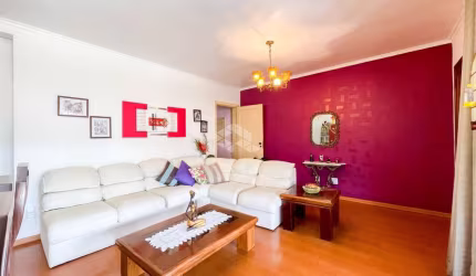 Excelente casa de 4 dormitórios, sendo 1 suíte em Ipanema no loteamento Imperial Park!