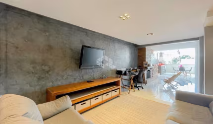 Apartamento garden diferenciado com suíte e jacuzzi em Porto Alegre