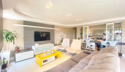 CASA COM PISCINA E VISTA PRO RIO GUAÍBA NO JARDIM IZABEL