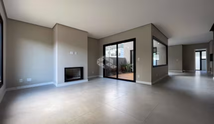 Casa em Condominio na Zona Sul  de 03 Dormitórios/01 Suíte