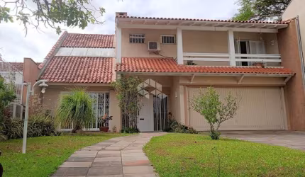 Lindíssima casa no bairro Jardim Isabel