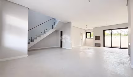 Casa em Condomínio 3 dormitórios / suítes no Bairro Ipanema