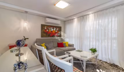 Segurança e lazer para família! Casa em condomínio na zona sul