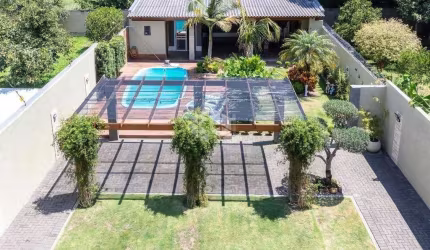 EXCEPCIONAL CASA ALTO PADRÃO, CONTEMPORÂNEA, NO CHARMOSO BAIRRO IPANEMA