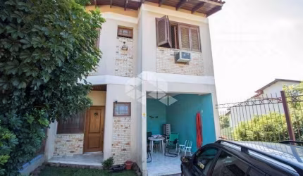 Casa 03 dorm/01 suíte no Imperial Parque