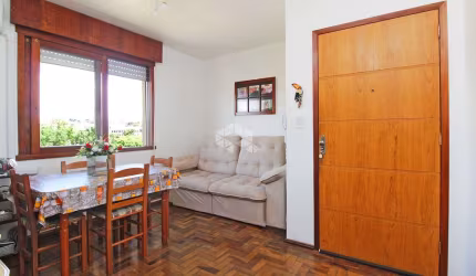 Apartamento de 2 dormitórios com box a metros do Shooping Iguatemi