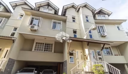 Casa de alto padrão em condomínio com 2 dormitórios no Bairro Chácara das Pedras com piscina
