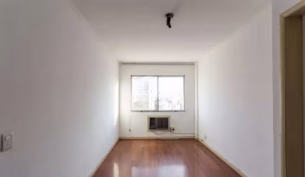 Apartamento de 1 dormitório a venda no Bairro Praia de Belas a metros do Zaffari Ipiranga com infra