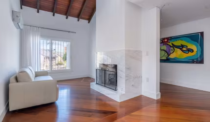 Venha morar nesta linda casa com muito requinte e aconchego!