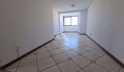 Excelente Apartamento com 3 dormitórios, suíte, 77,80 m2 privativos, 1 vaga no Bairro São João