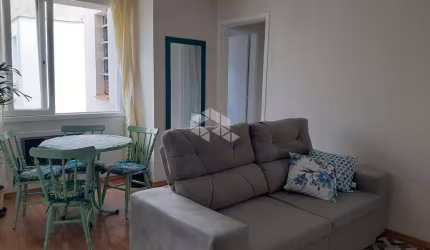 Apartamento de 2 dormitodios no bairro Praia e Belas
