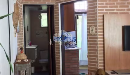 Vendo Casa 350 m2  4 Dormitórios 2 Suites Cozinha Sala Garagem Embu das Artes