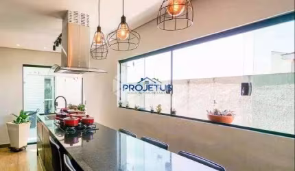 Vendo Casa de 375 m2 4 Dormitórios sendo 2 Suites Sala Cozinha Banheiros Garagem Vila Formosa  São Paulo