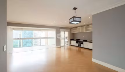 Vendo Apartamento 124,50m² 3 Suítes 3 Vagas Vila Olímpia São Paulo - SP