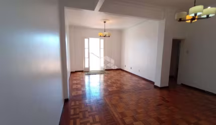 Apartamento 3 dormitórios, transformado em 2 dormitórios, 101,35 m² privativo,Floresta,Porto Alegre
