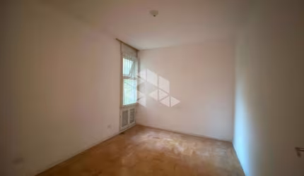 Apartamento 2 dormitórios com vaga de garagem