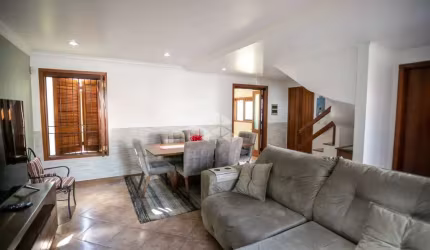 Casa 3 dormitórios, 1 Suíte, 341 m² privativo, Bairro Tristeza, Porto Alegre