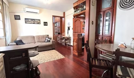 Apartamento de 1 dormitorio, mobiliado, 1 vaga, no bairro Bom FIm