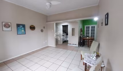 Apartamento de frente com 3 dormitórios no bairro Auxiliadora.