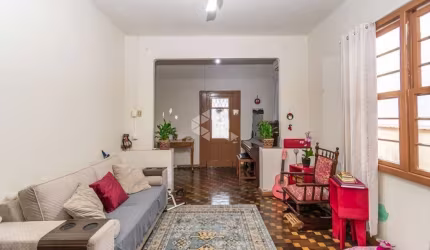 Casa 3 dormitorios terrea, terreno com 409 metros, vaga para 2 carros.