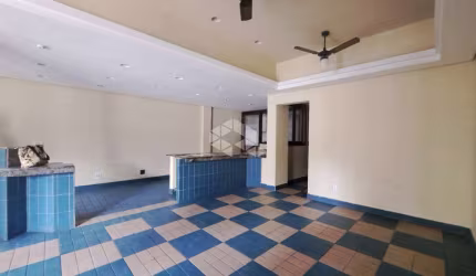 Loja, 87 m² Privativos, térrea, Bairro Floresta, Porto Alegre