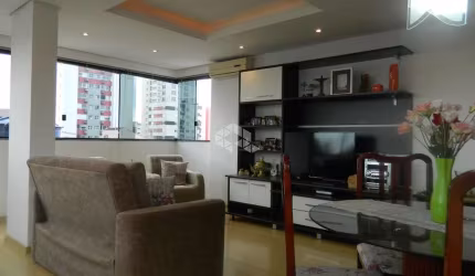 Apartamento 2 dormitórios, mobiliado, na rua Botafogo, a uma quadra da Getúlio Vargas