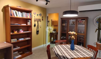 APARTAMENTO REFORMADO DE 2 DORMITÓRIOS NO CORAÇÃO DO BOM FIM!!