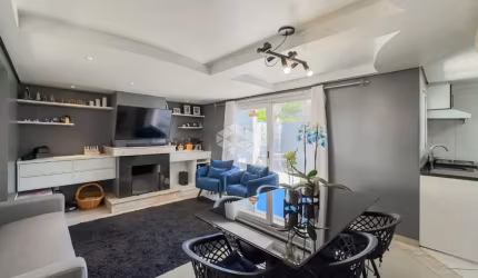 Casa em Condomínio com 3 quartos e 248m² à venda em Chácara das Pedras