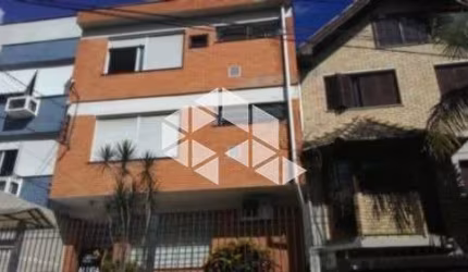 Jk com 27 metros privativos, bem localizado.