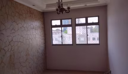 Apartamento à venda no Jd Sta Teresinha - Zona Leste.
