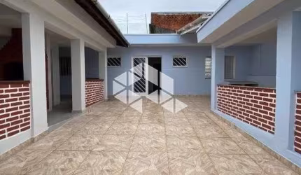 Casa à Venda, 2 Dorm., 2 Vaga(s), Cidade Líder, São Paulo/SP