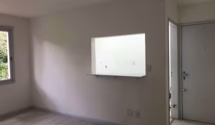 Apartamento reformado de 1 dormitório no bairro Santo Antônio