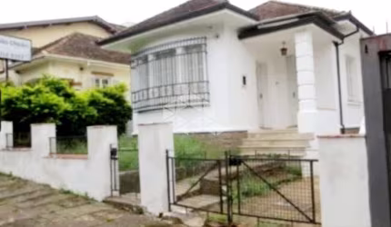 Crédito Real Imóveis Petrópolis vende: Casa residencial ou comercial