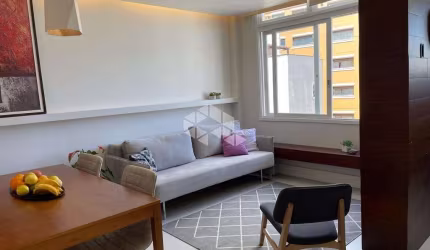 Excelente apartamento mobiliado, reformado de 1 dormitório com suite